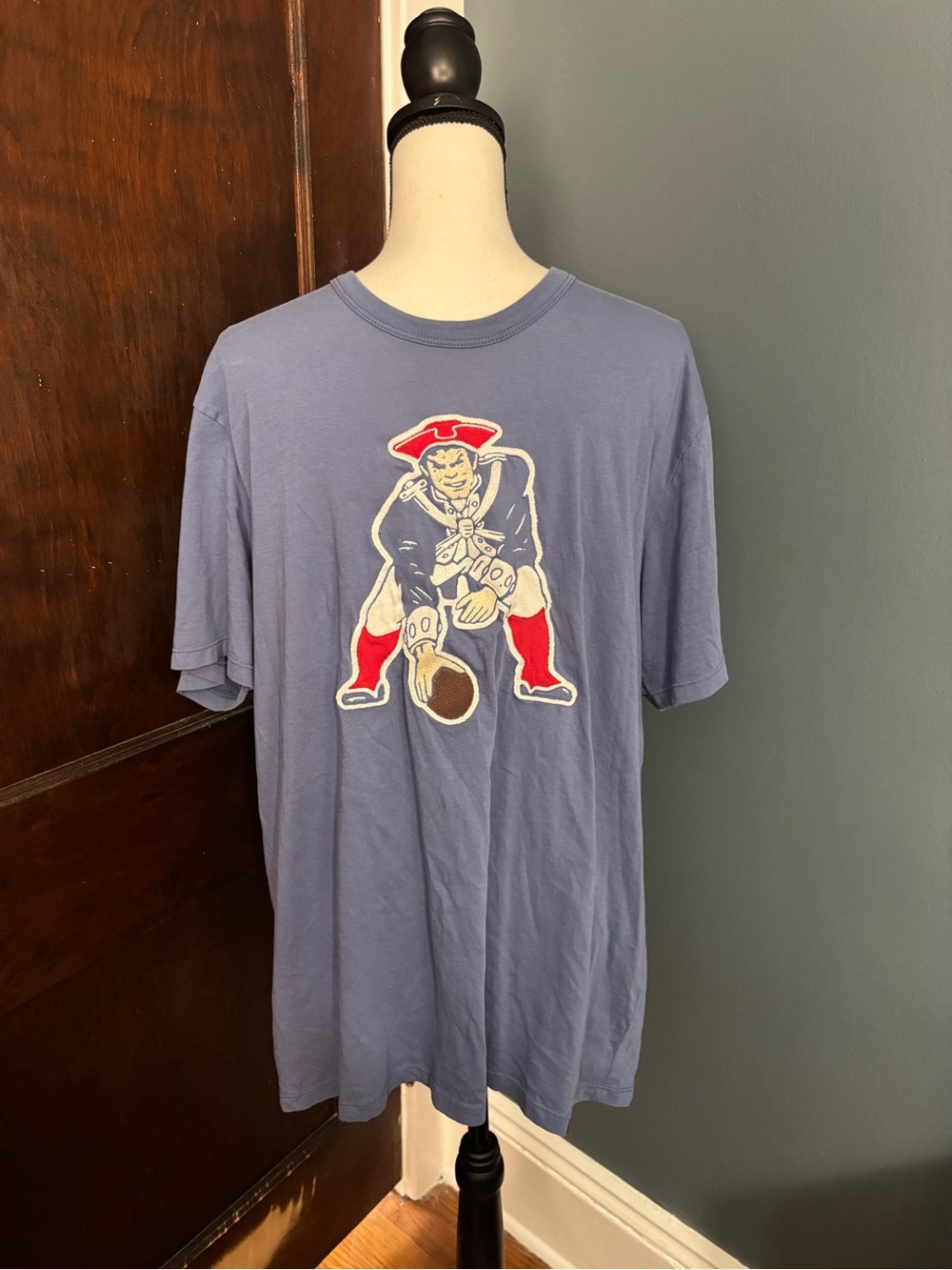 New England Patriots Historic Grit ’47 Scrum Tee - Picture 1 of 3
